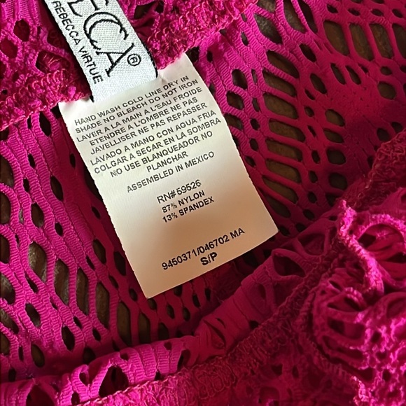 BECCA by Rebecca Virtue Boho Crochet Lace Beach Cover Up Pants - Fuchsia- Small - Picture 6 of 12